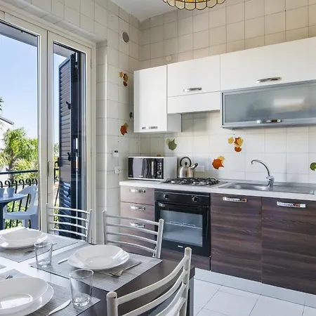 Apartment Ortensia By Wonderful Italy